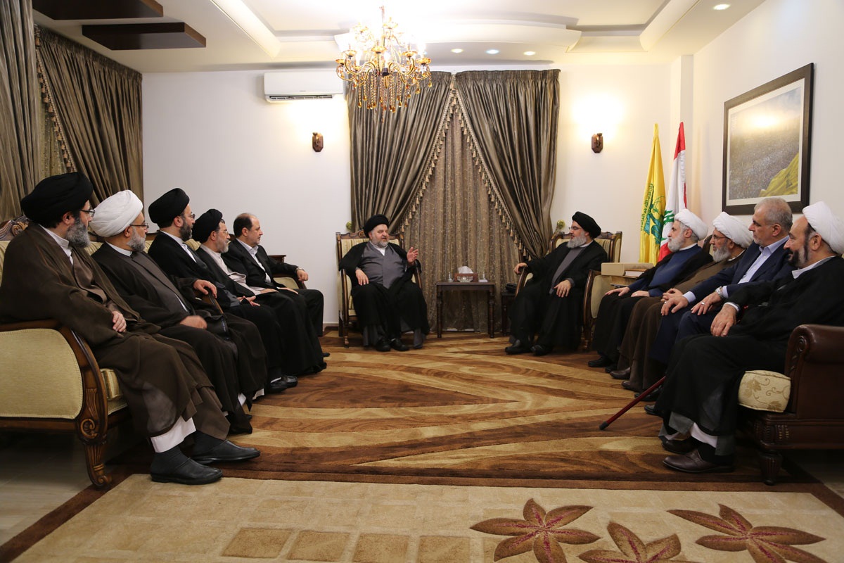 Sayyed Nasrallah Receives Representative of Ayatollah Sistani